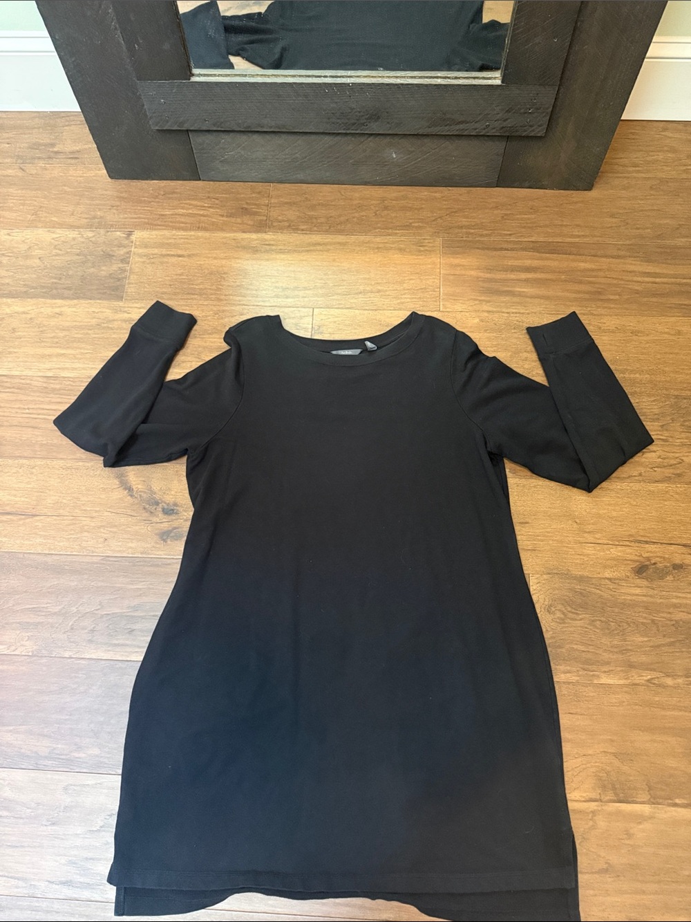 AnyBody Black Long Sleeve Shift tunic